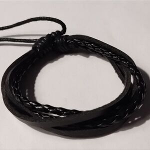 Leather bracelet men's layered braided black‎ new d64